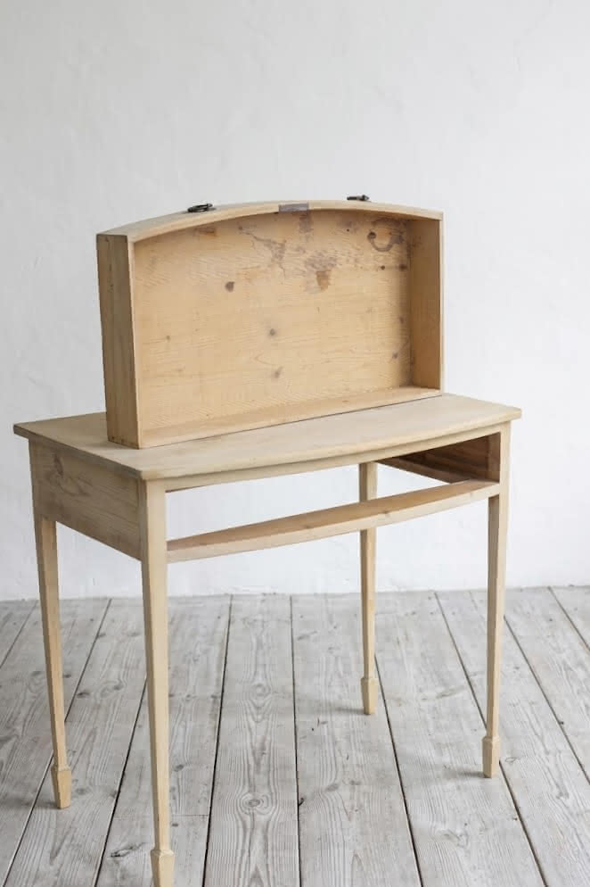 beautiful georgian restored pine table with large drawer, a lovely bleached look & sitting on slim tapered legs.