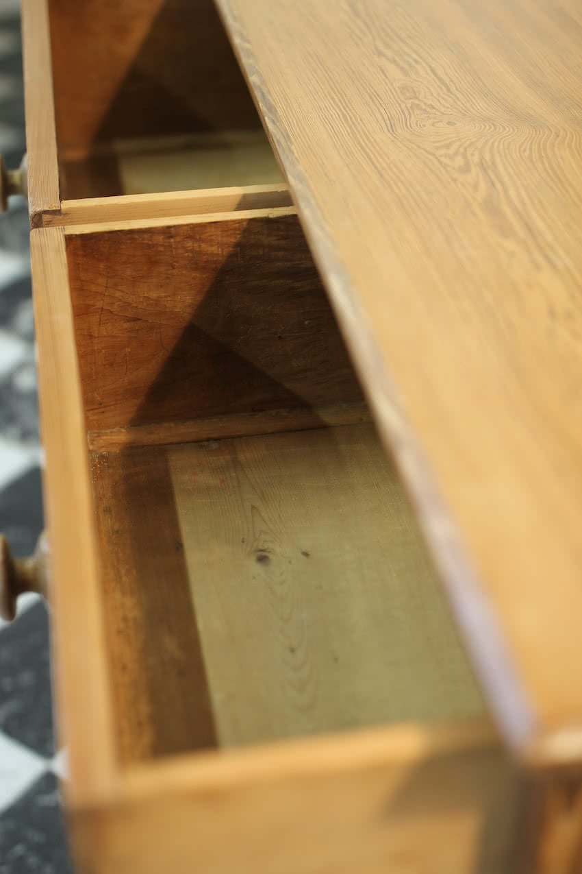 lovely restored solid and heavy victorian pitch pine very clean chest, original wooden knobs, the chest has a waxed finish.
