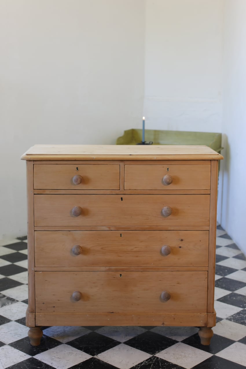 beautiful restored tall large victorian chest with five graduating drawers, original knobs & new feet. 