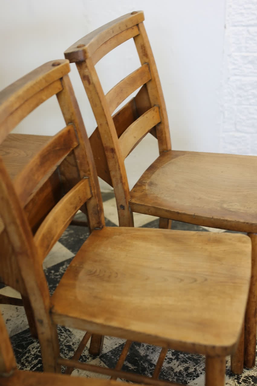 set of six antique elm large chapel chairs, lovely condition except the sixth chair which has a crack in the seat -shown in photo & reflected in the price.