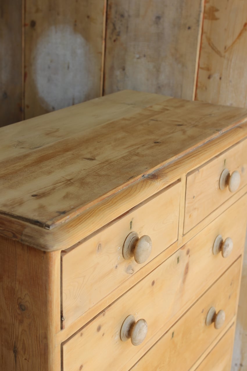 english chest with pretty shaping 8.jpeg