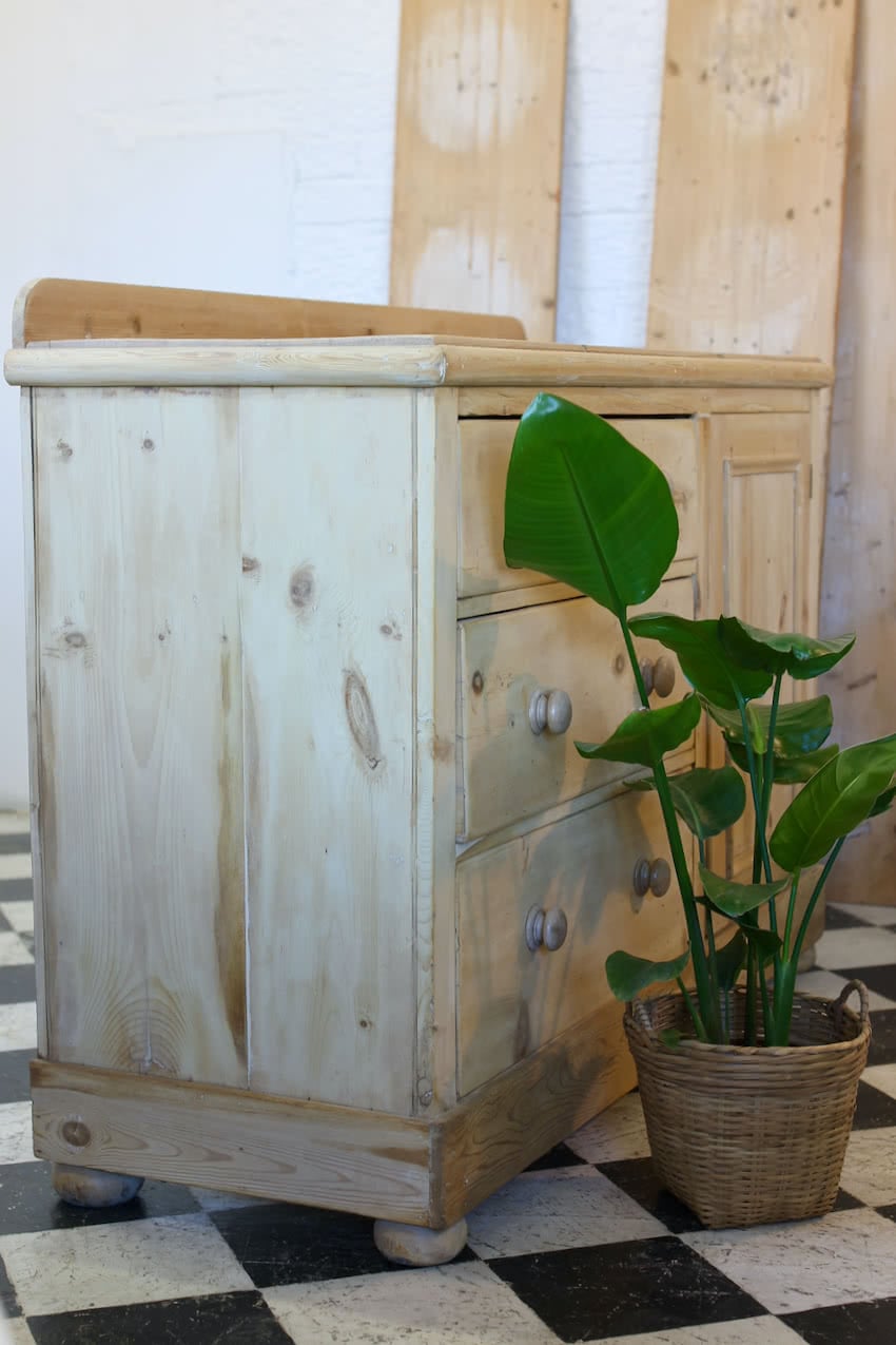 large victorian fine pine restored all original base with three drawers with wooden knobs, a cupboard, low turned feet with a fairly deep plinth & beautiful old backboards.