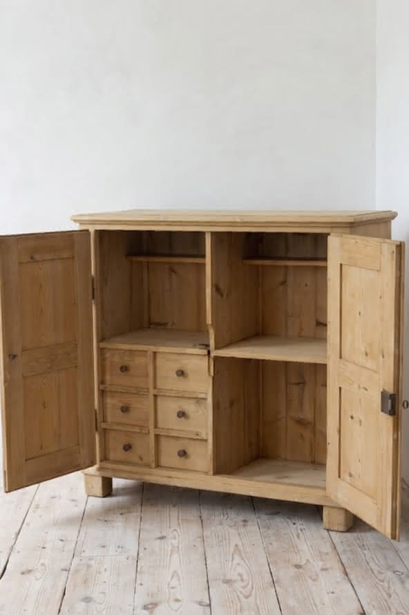 european pine cupboard 2.jpeg