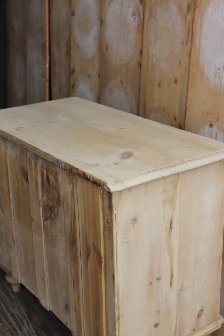 gorgeous very clean english pine cupboard two door base with one long original shelf inside and two brass round knobs.