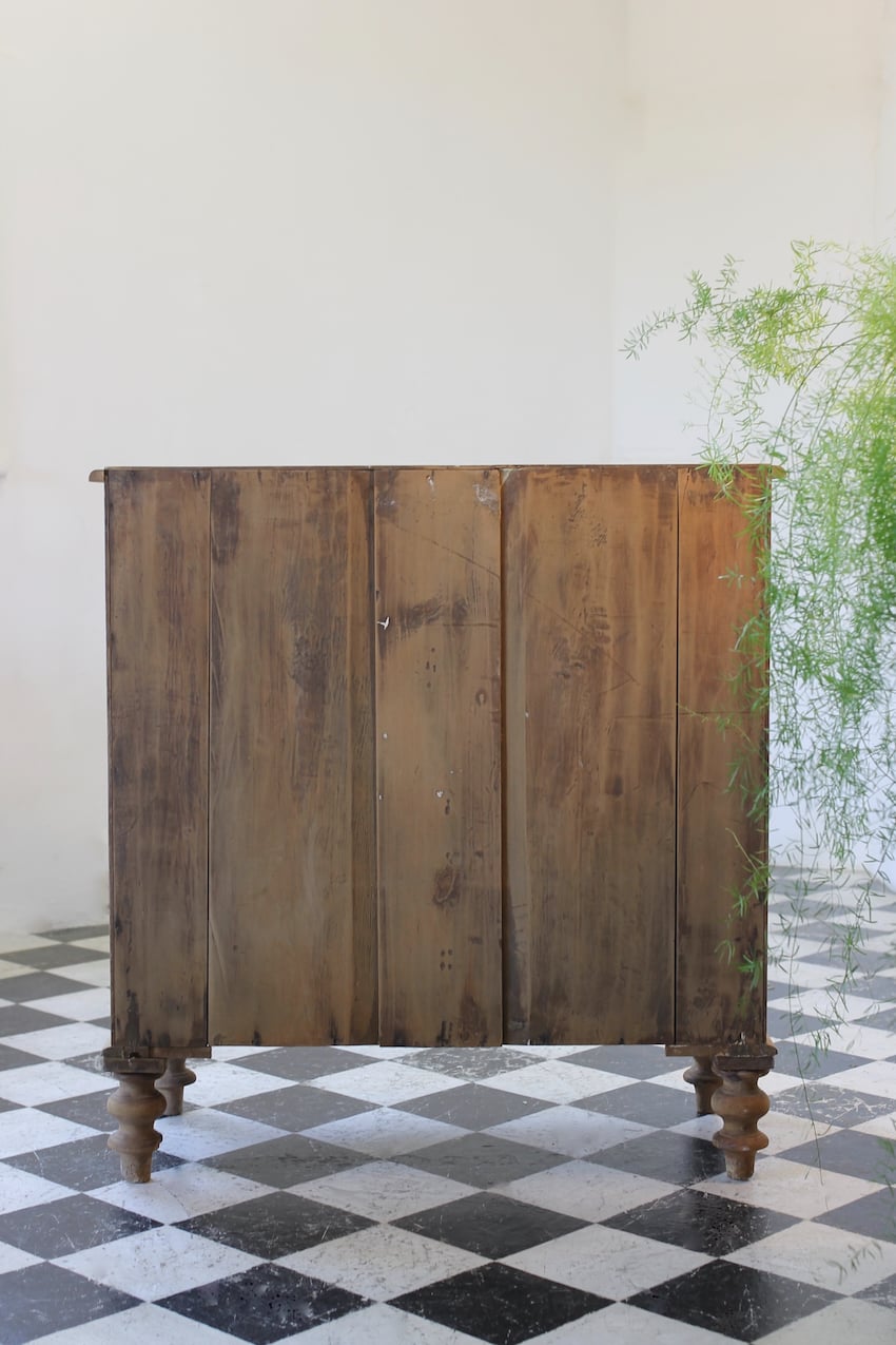 gorgeous looking antique english pine chest with new knobs and original feet, a very solid large chest of drawers.