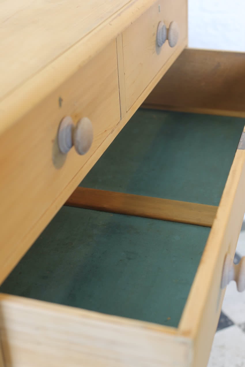 gorgeous looking antique english pine chest with new knobs and original feet, a very solid large chest of drawers.