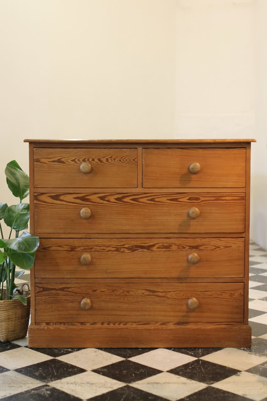 lovely restored solid and heavy victorian pitch pine very clean chest, original wooden knobs, the chest has a waxed finish.