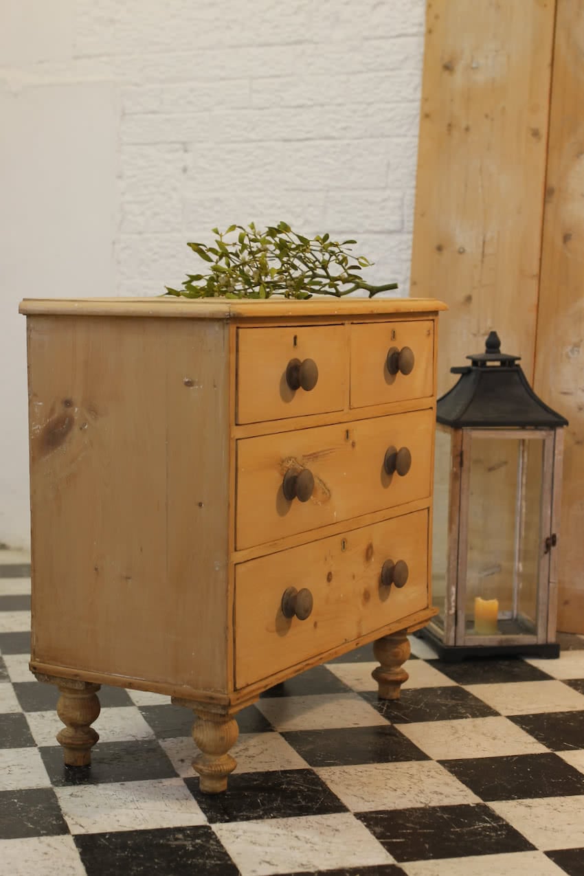 pretty victorian pine restored chest with contrasting wooden knobs & original beautiful shaped feet.