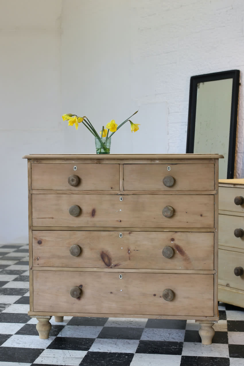 rustic classic victorian pine chest of drawers 3.jpeg