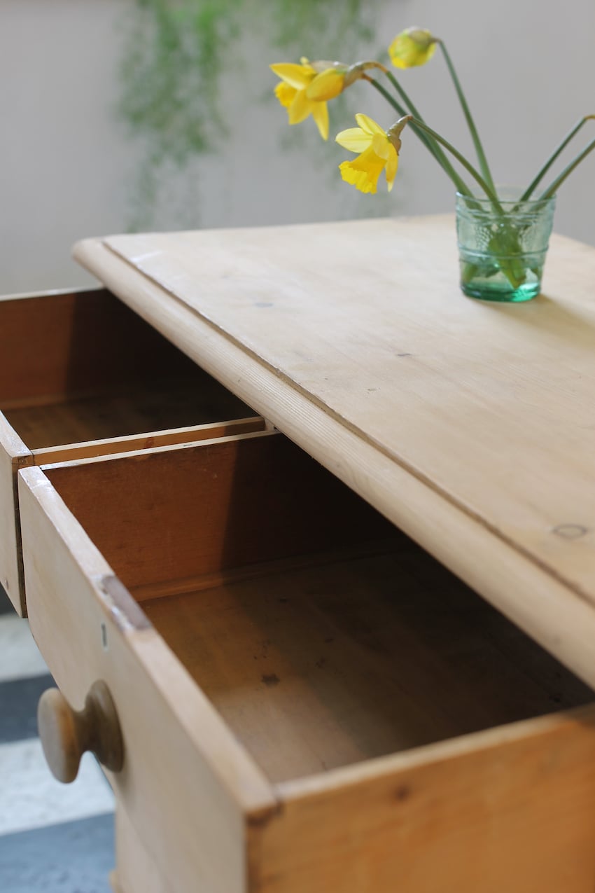 rustic classic victorian pine chest of drawers 4.jpeg