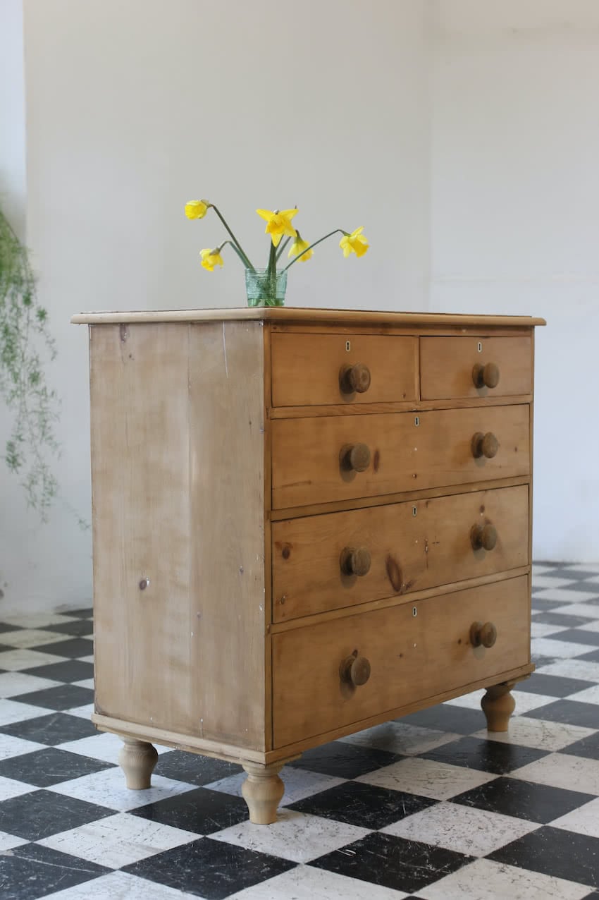 rustic classic victorian pine chest of drawers 6.jpeg