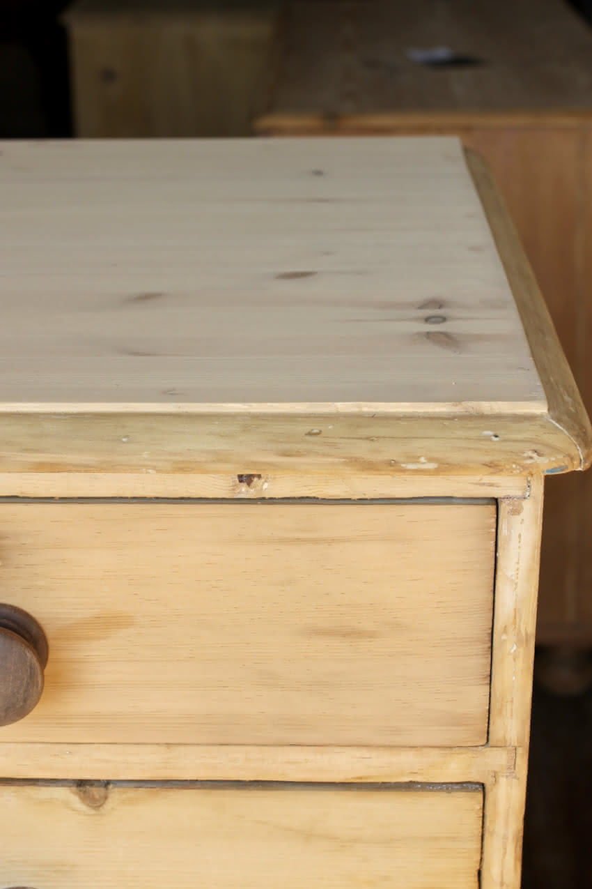 ovely looking rustic victorian pine large chest with deep drawer.s, wooden knobs and original round bun feet, some marks to top and sides of chest, new top added (shown in pics).&nbsp;