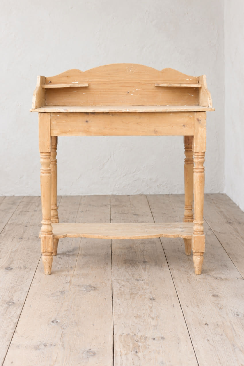 small gallaried side table