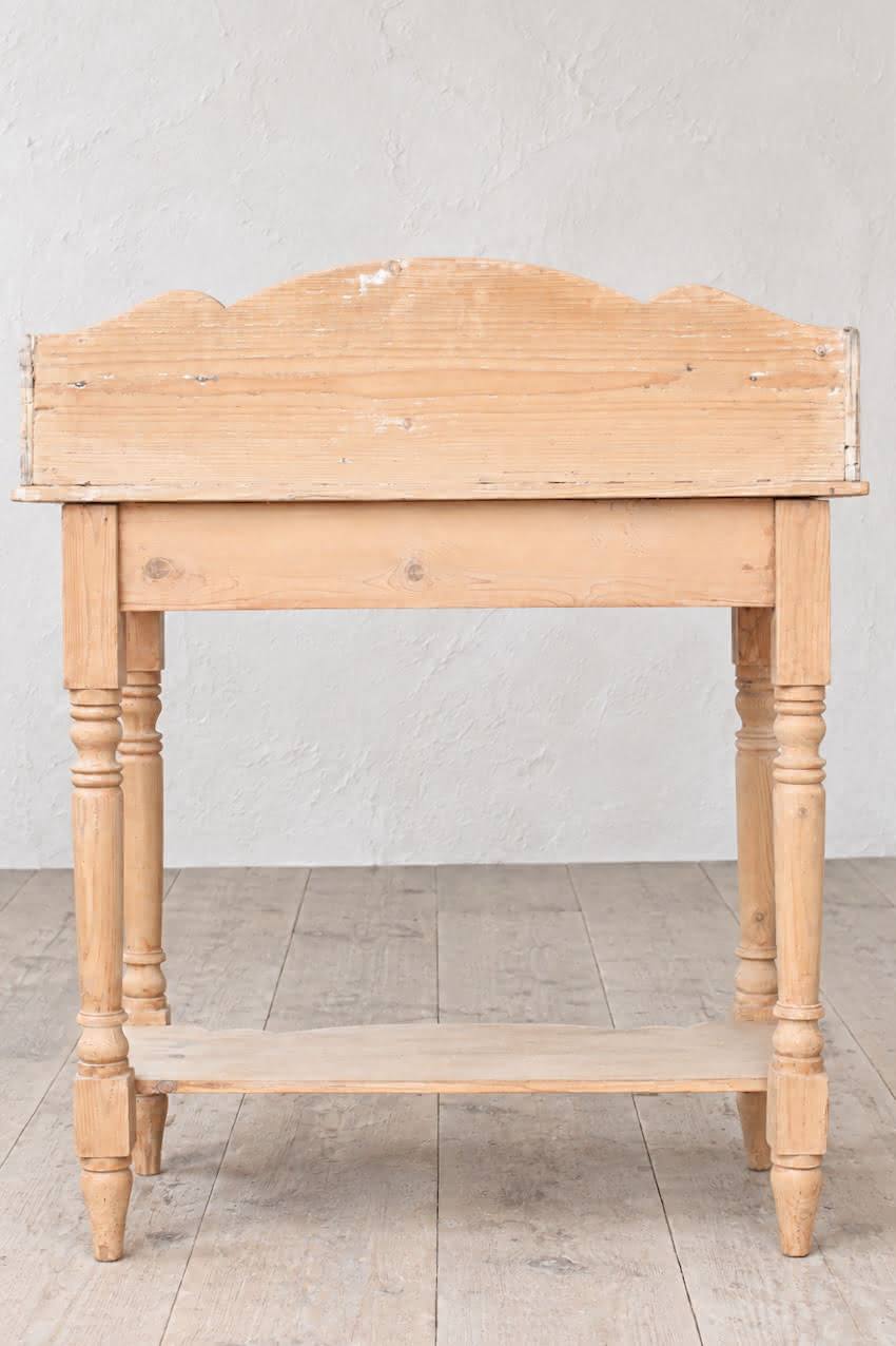 small gallaried side table