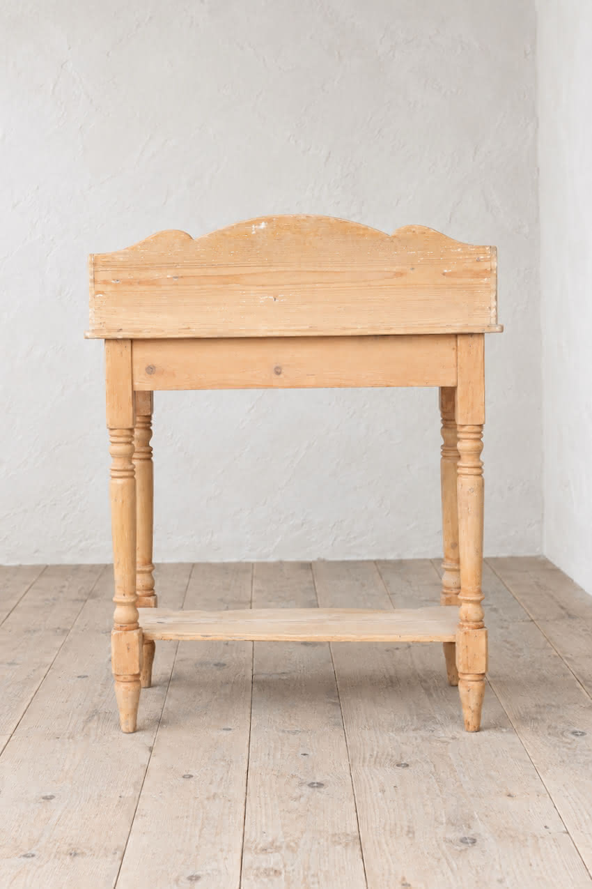 small gallaried side table