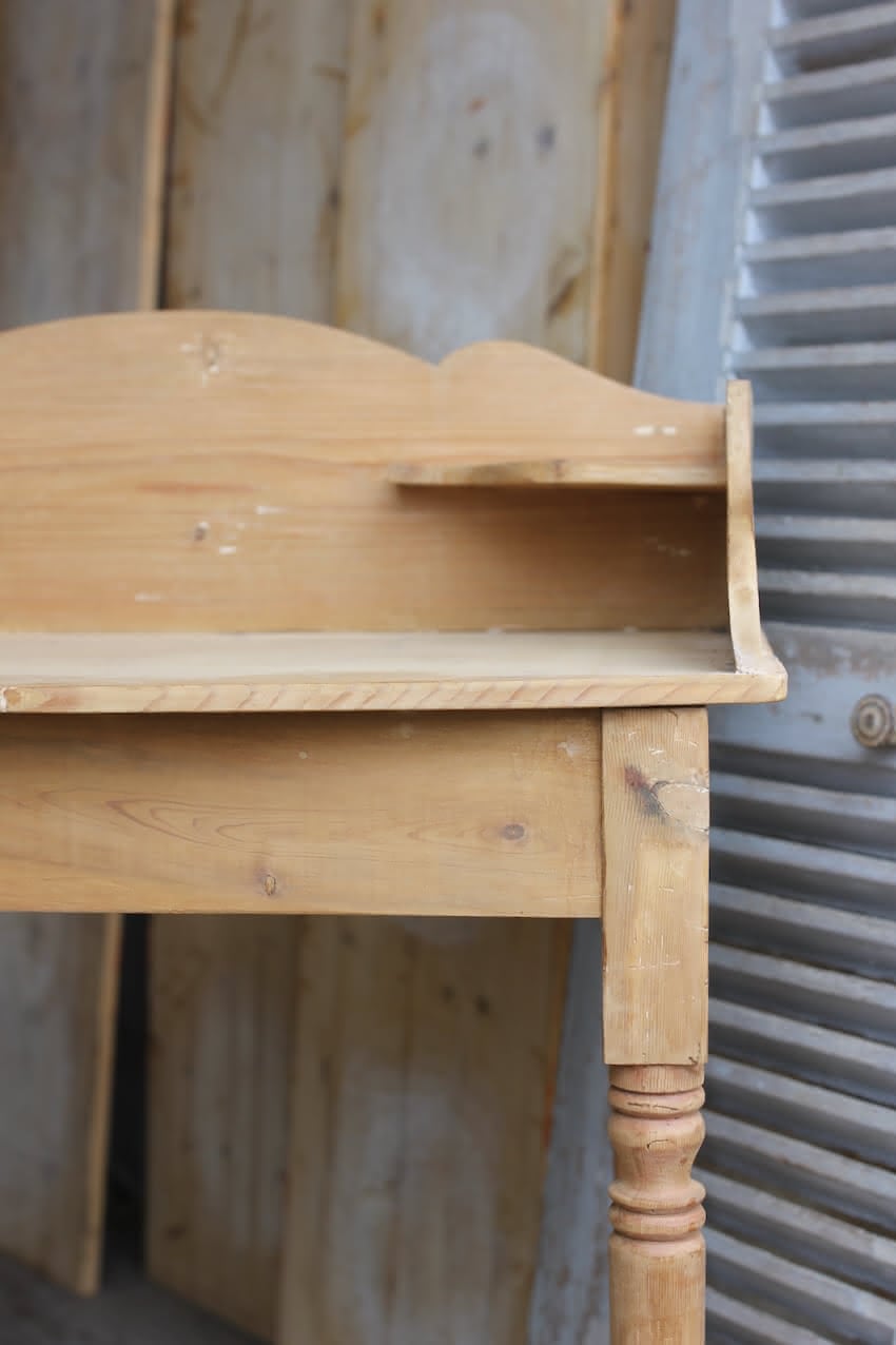 small gallaried side table