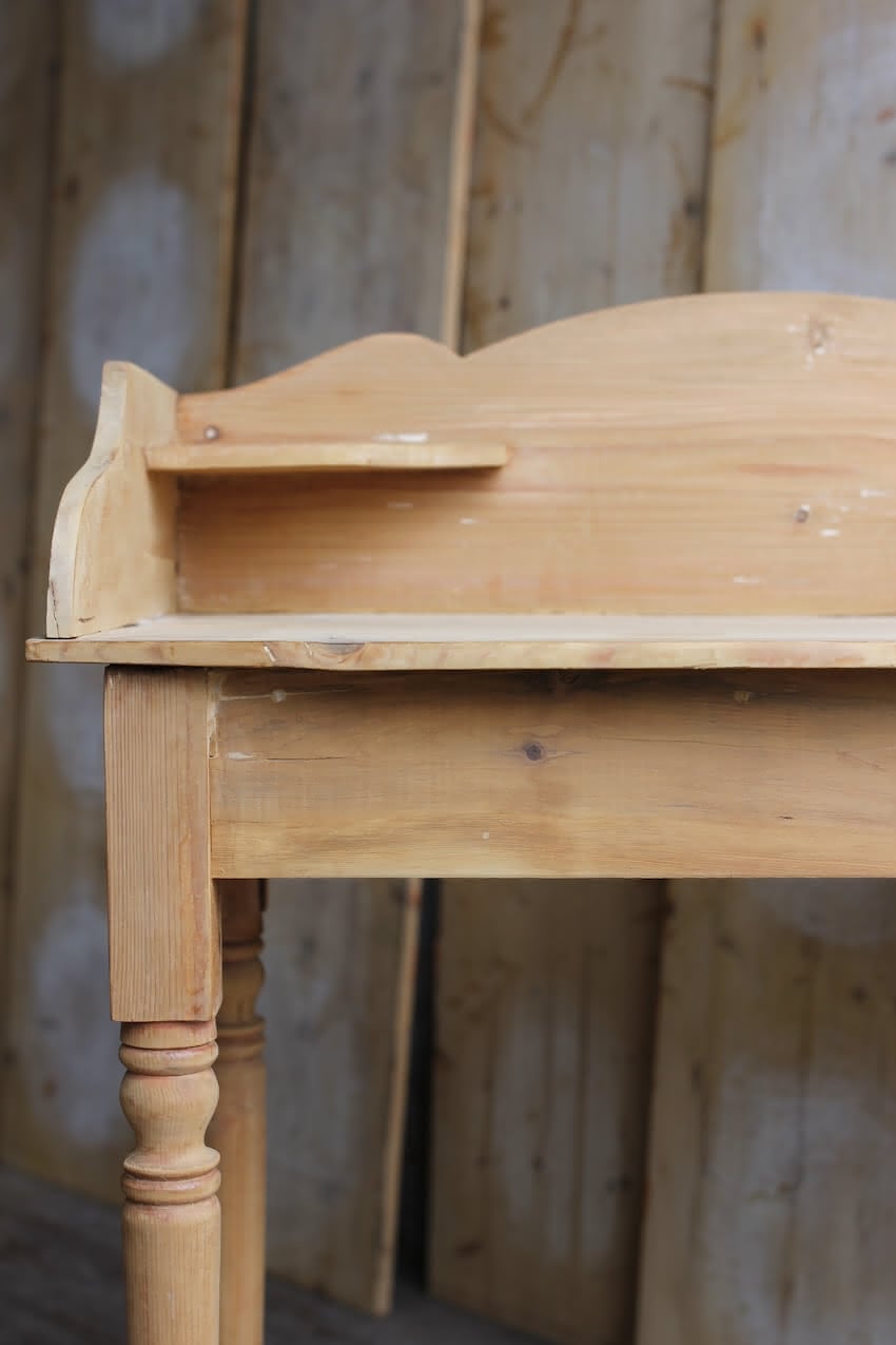 small gallaried side table