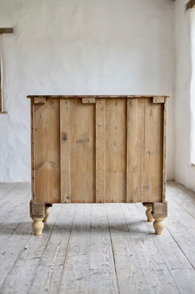 a gorgeous looking chest which has been restored, with shaped plinth and new tulip shaped feet.